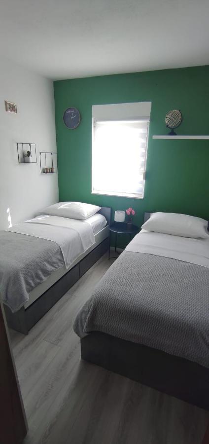 Apartman K&S Kaštela Buitenkant foto