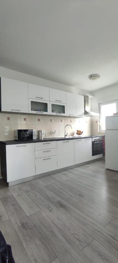 Apartman K&S Kaštela Buitenkant foto